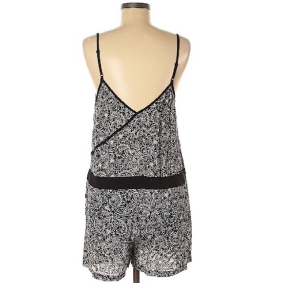 French Connection Bali Floral Print Romper - Picture 5 of 8